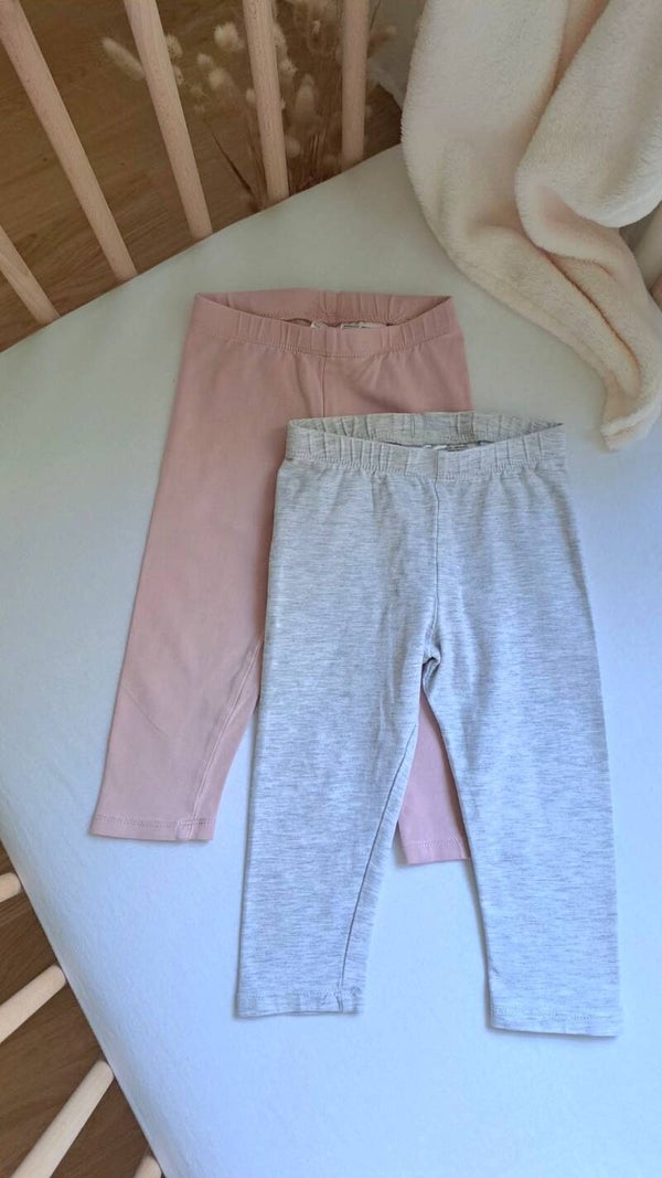 Zwei Leggings