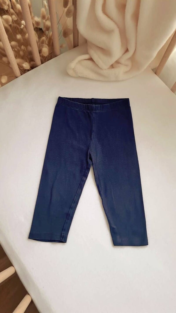 Blaue Leggins