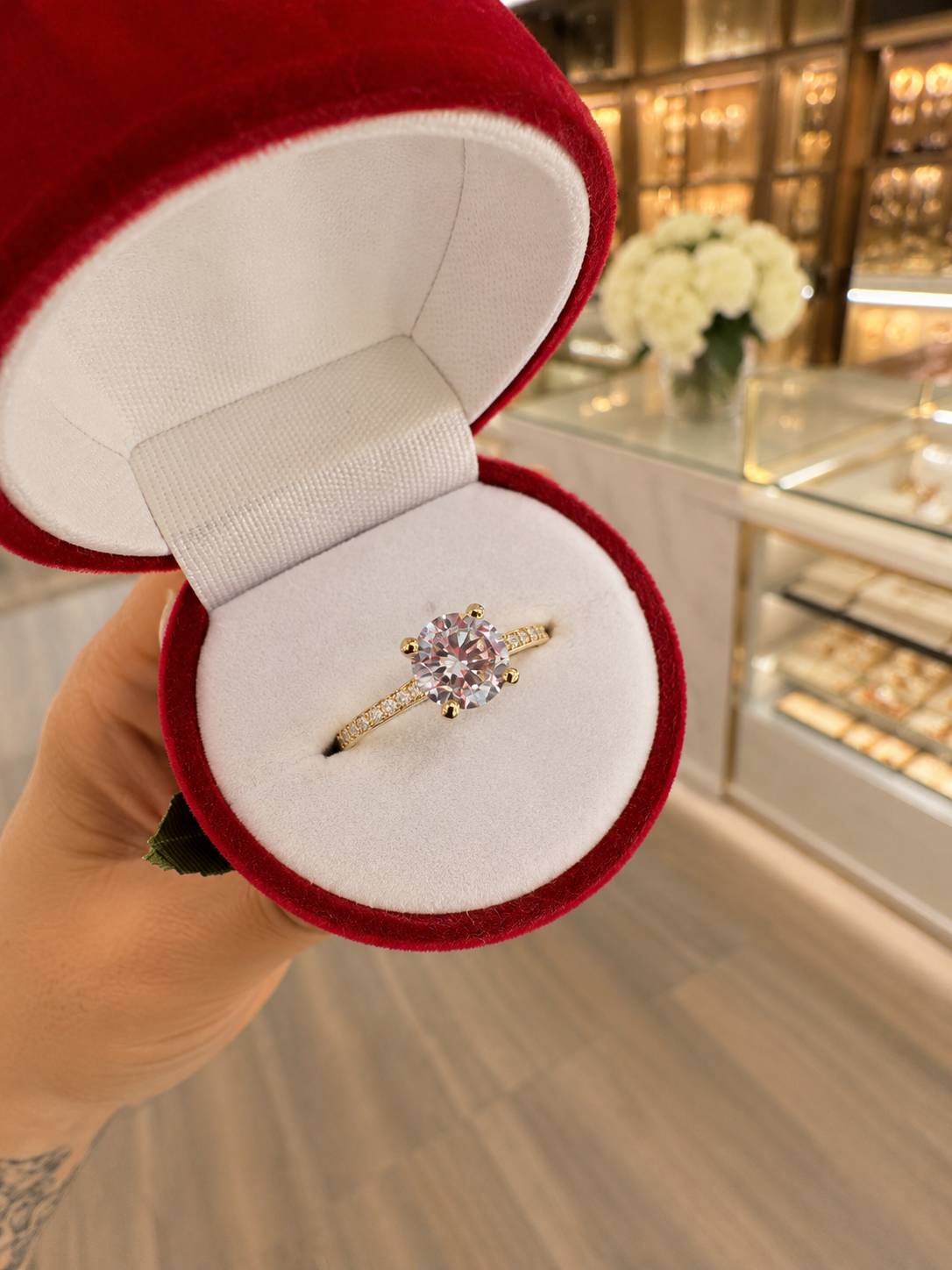 Anillo compromiso Regina