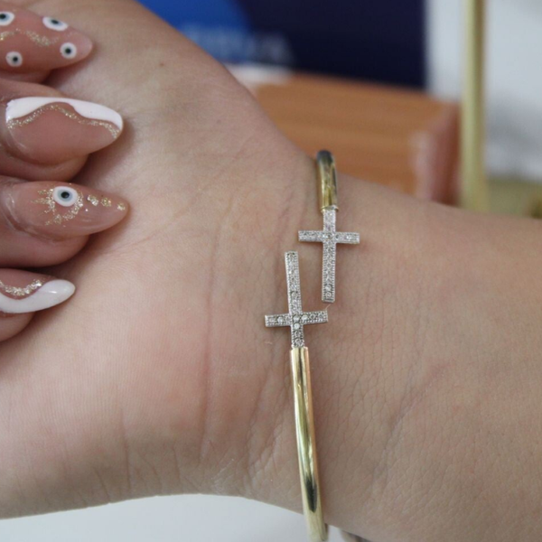 BRAZALETE CRUZ DIAMANTADAS