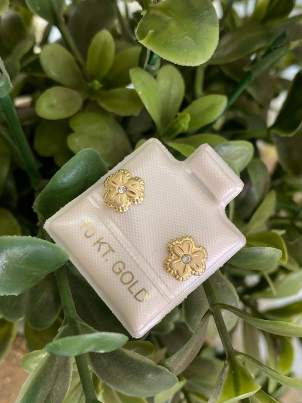 BROQUEL TREBOL PIEDRA 690