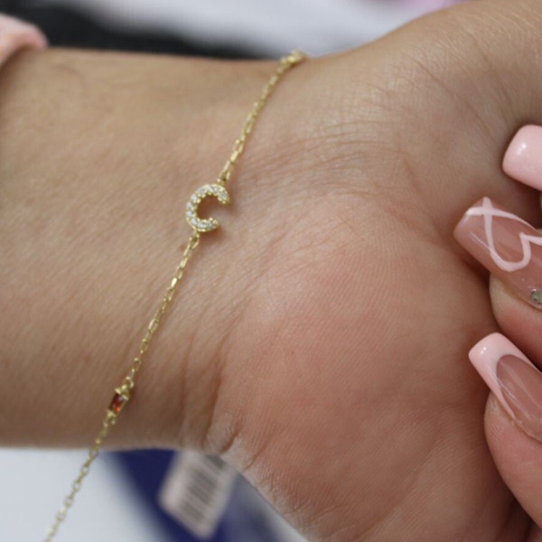 PULSERA LETRA C 0001