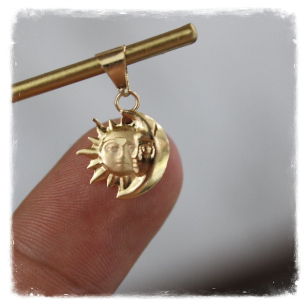 DIJE SOL Y LUNA