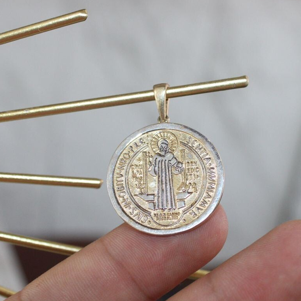 DIJE SAN BENITO DOBLE VISTA