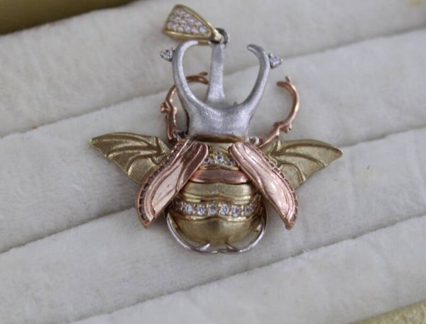 DIJE ESCARABAJO 3 OROS