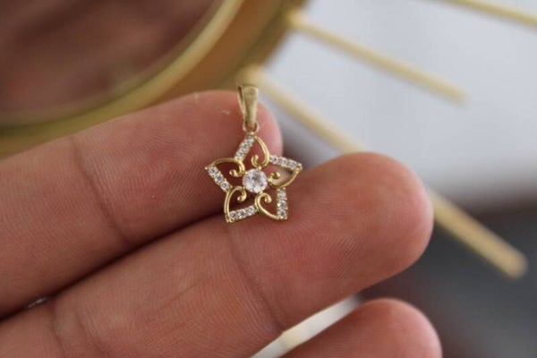 DIJE ESTRELLA ZIRCONIAS