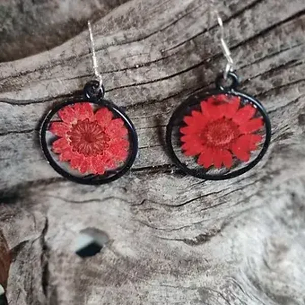 Wild Flower - Red Daisy Earrings