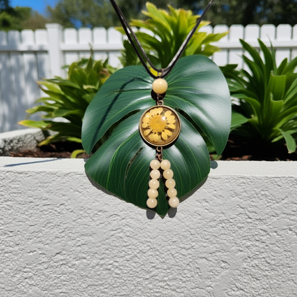 Citrine & Daisy Necklace