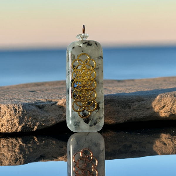 Rainbow Moonstone Pendant 5cm
