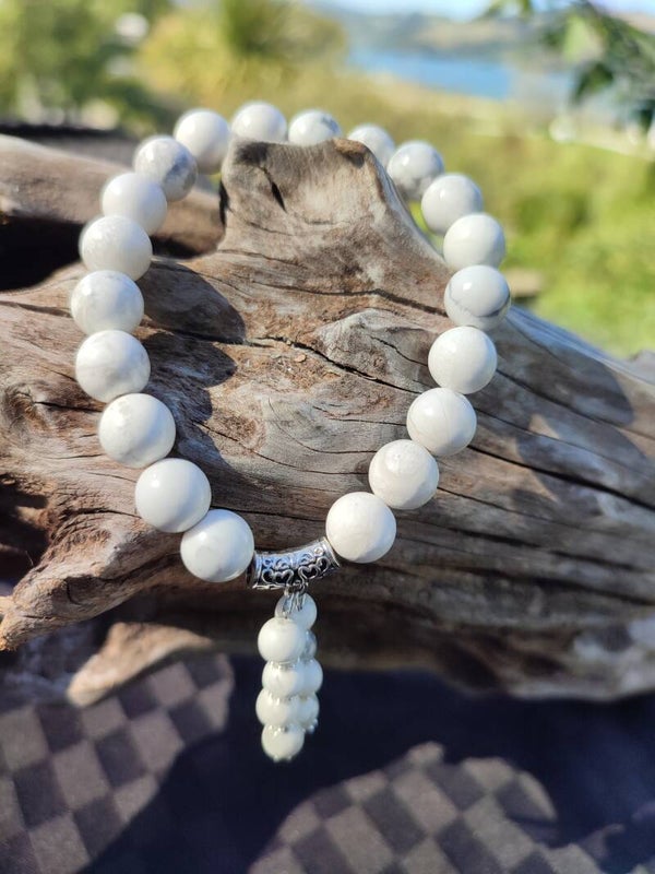 Howlite Bracelet size L