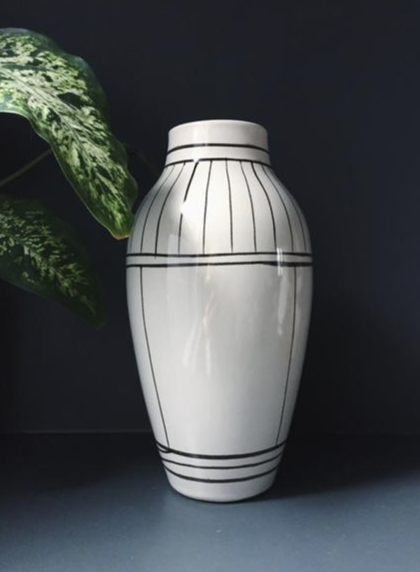 Vaas - Outline Keramiek