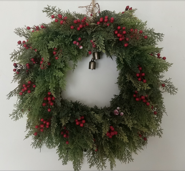 Red Berries & Bells