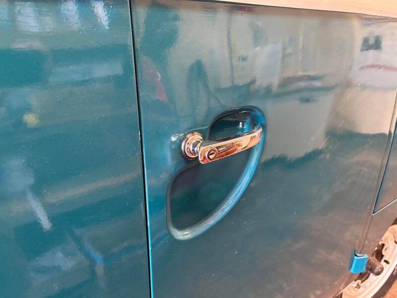 New cargo door handle.