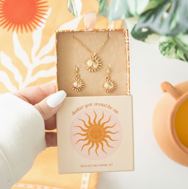 Sun Earing and Necklace Set