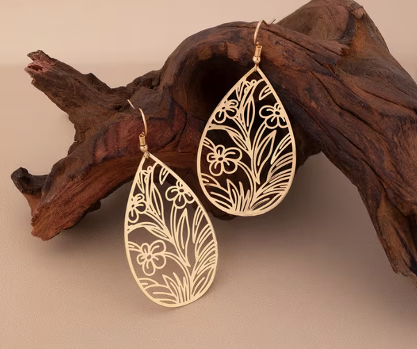 Gold Teardrop Earring's