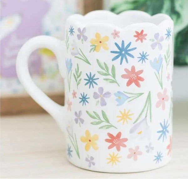Spring Floral Print Scalloped Mug