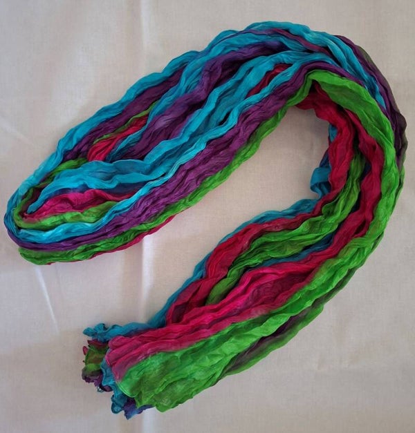 Zijden shawl blauw fuchsia groen en paars gestreept