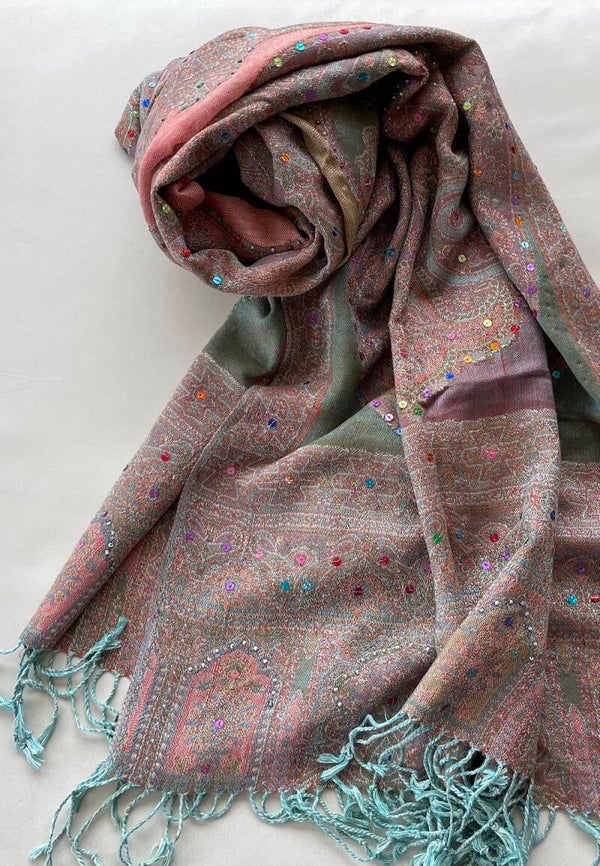 Viscose shawl rood en turqoise met opgenaaide pailletten