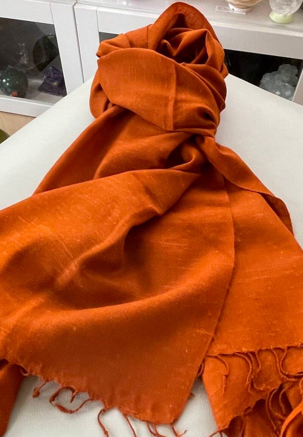 Angora wol shawl oranje