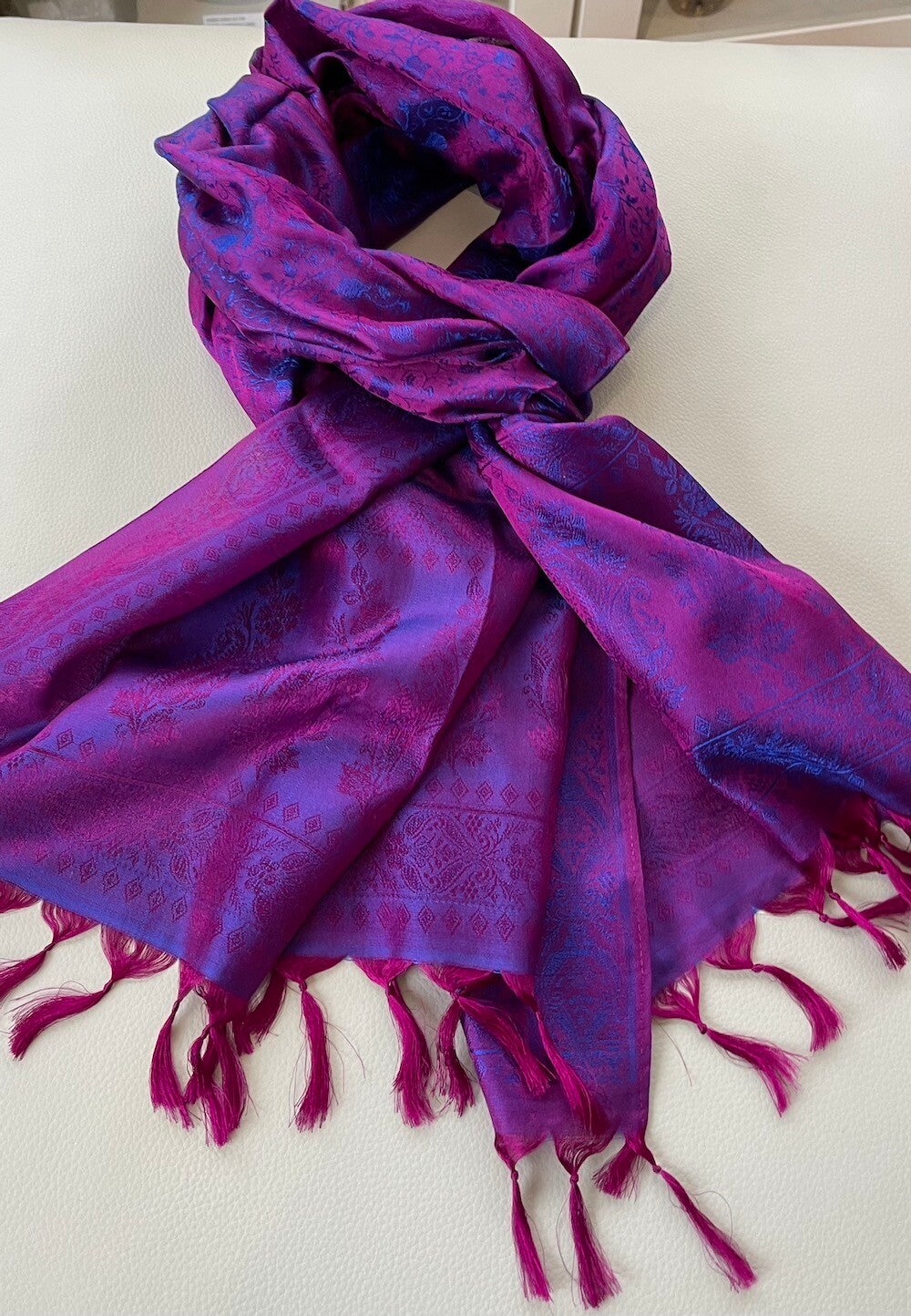 Zijden shawl geweven patroon paars blauw