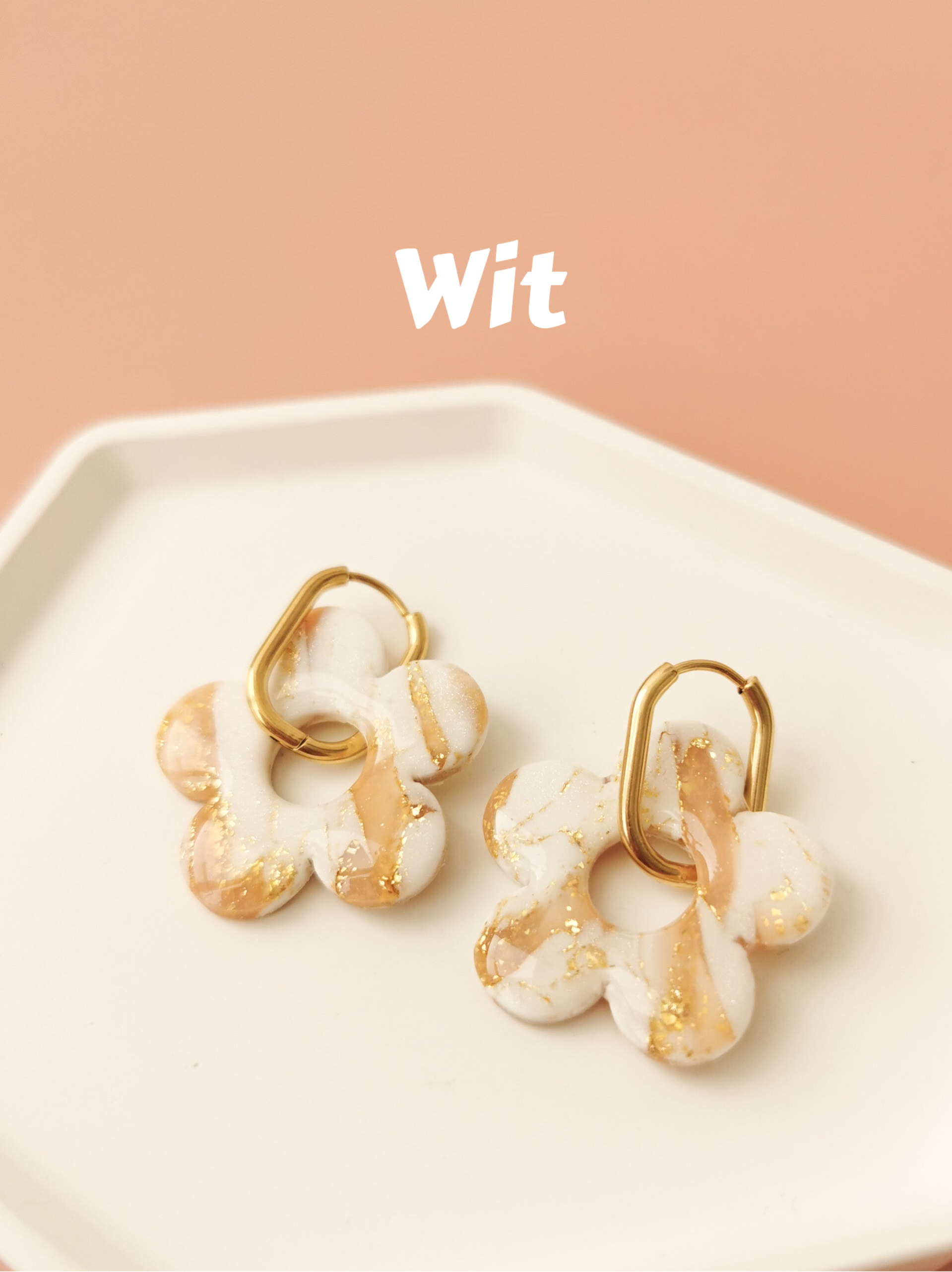 Witte polymeerklei oorbellen