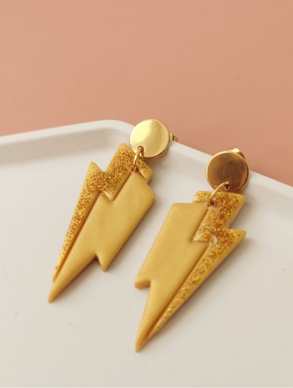 Gouden bliksemschicht oorbellen