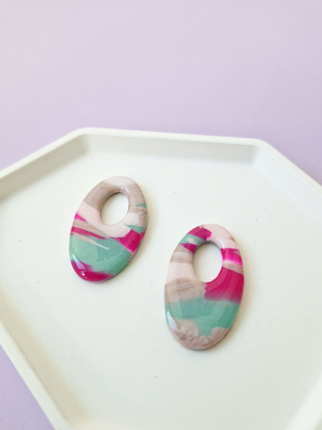 Multicolor & shapes bedels