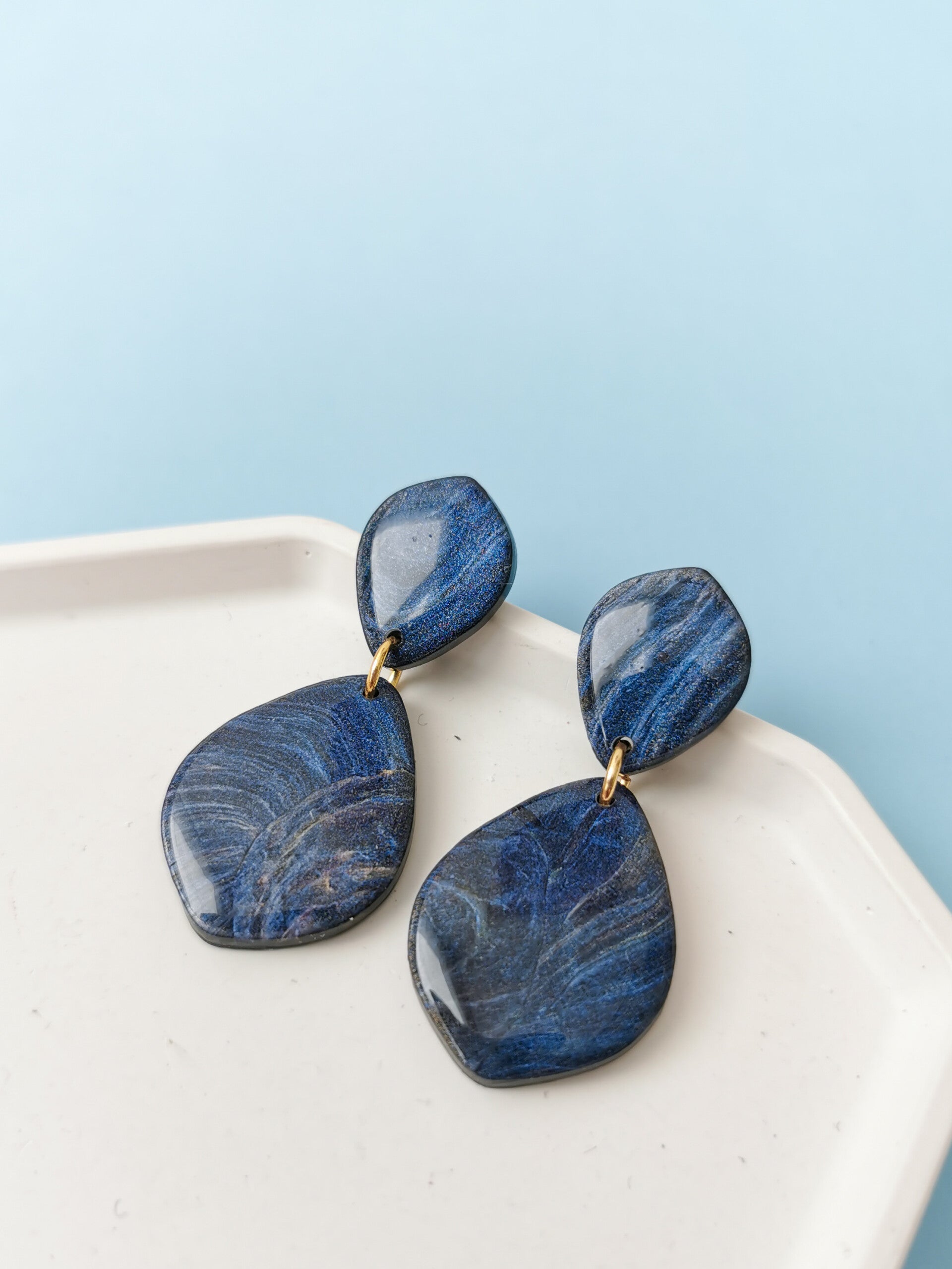 Zwarte galaxy oorbellen