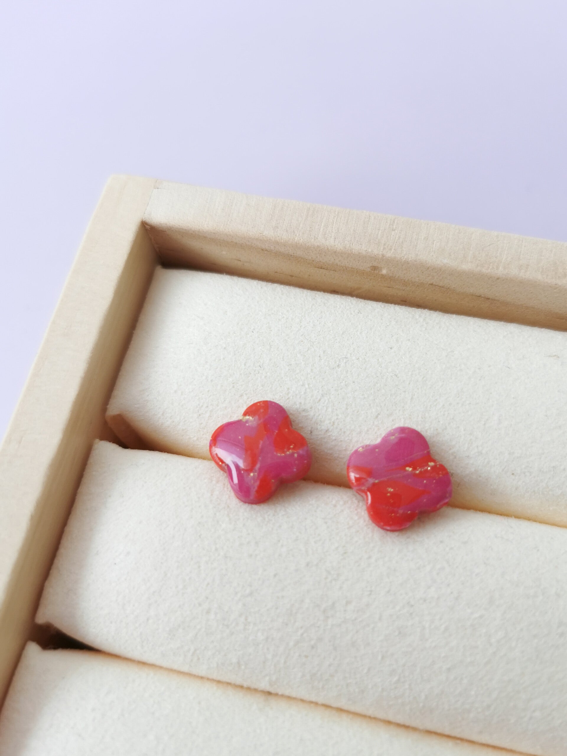 Kleine klaver studs