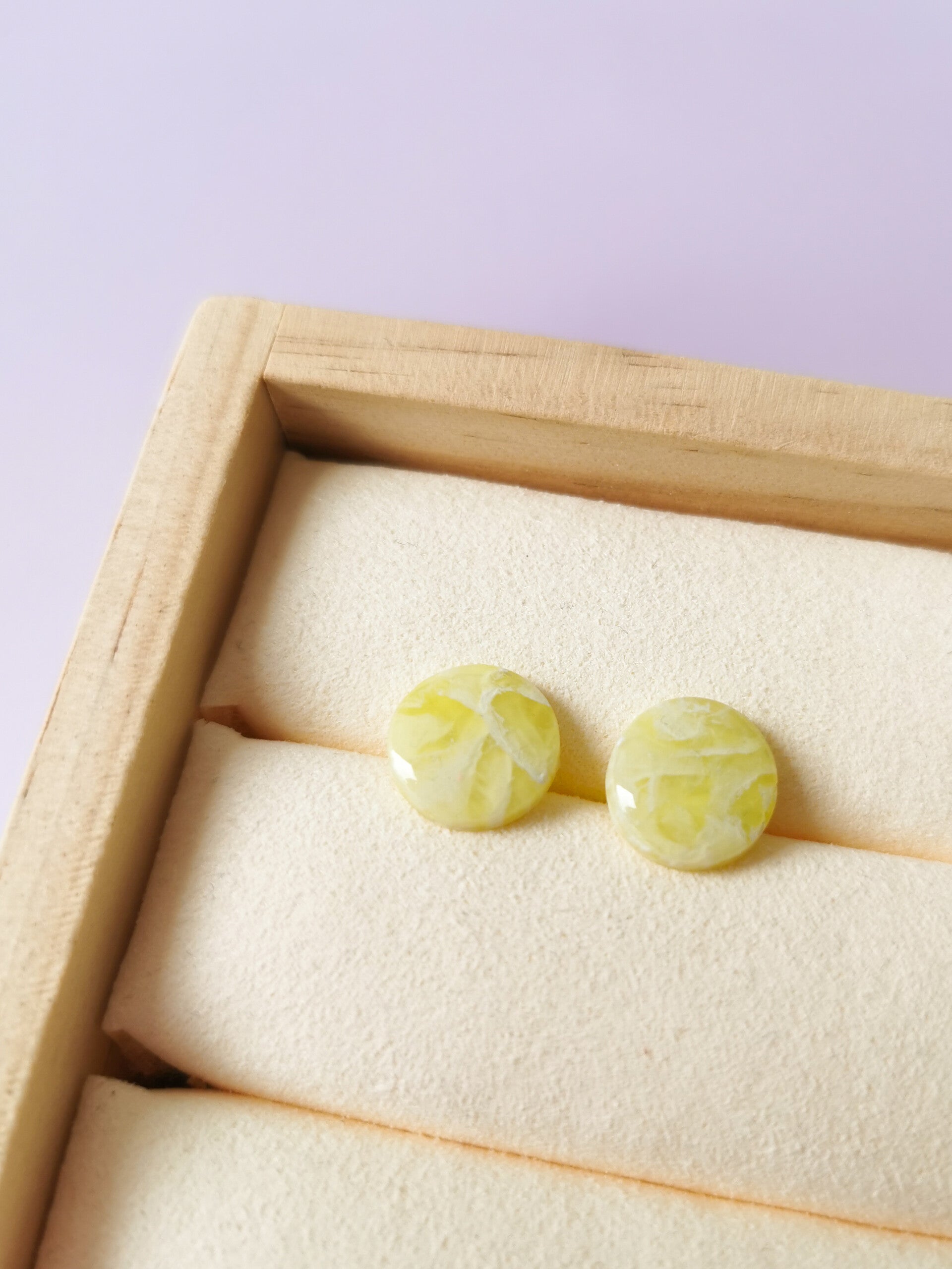 Kleine ronde studs