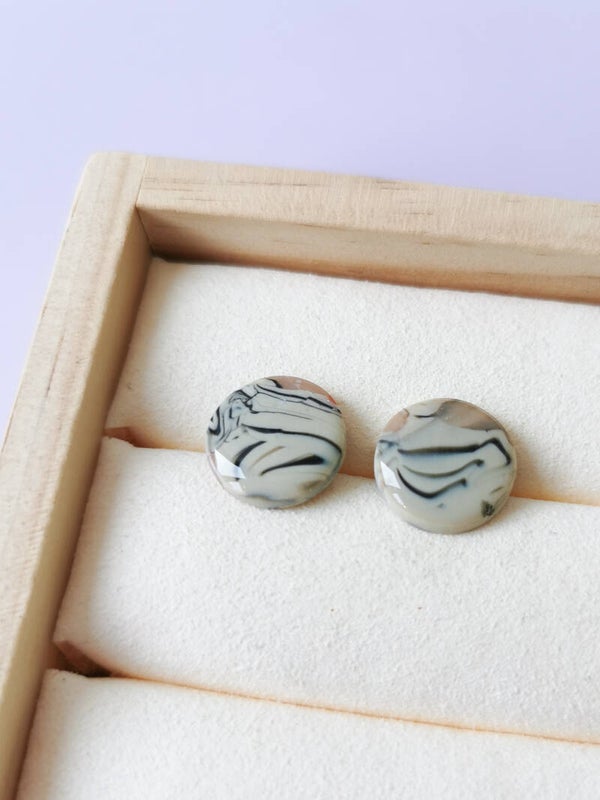 Africa inspired stud oorbellen