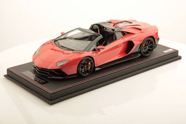 1:18 MR Aventador Ultimae Roadster Arancio Xanto