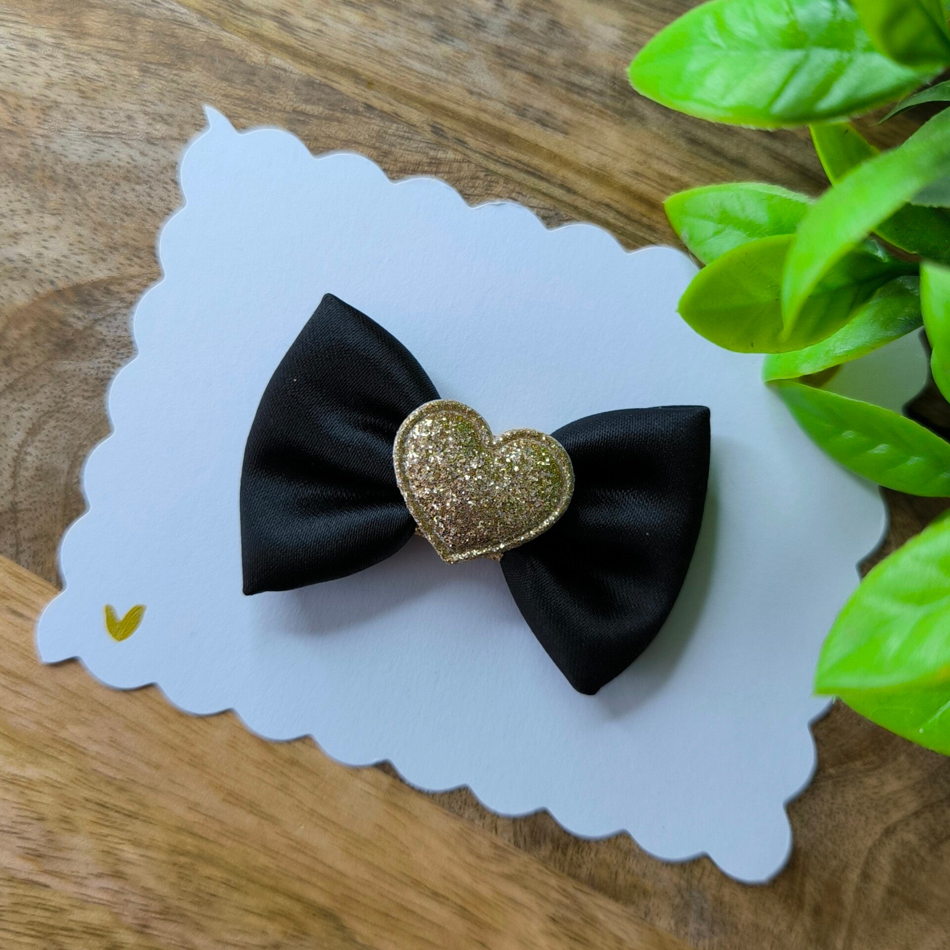 Barrette de Noël noir coeur pailleté