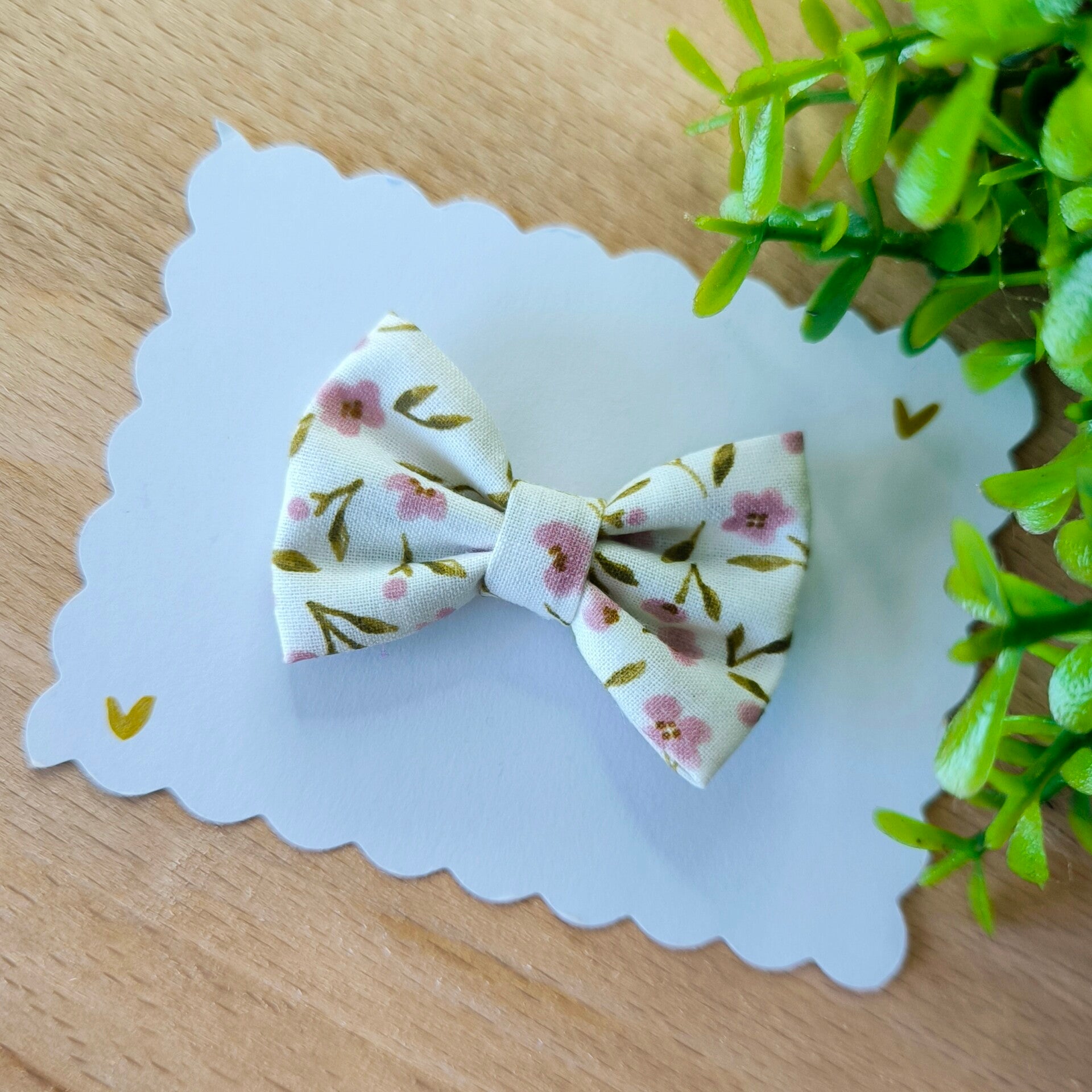 Fleuri vert et bois de rose