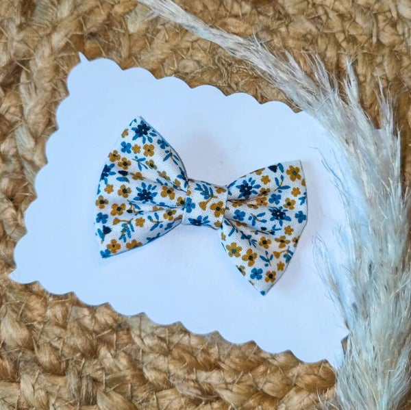 Nœud fleurs camel bleu