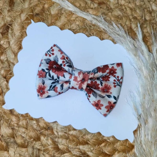 Nœud fleurs marsala