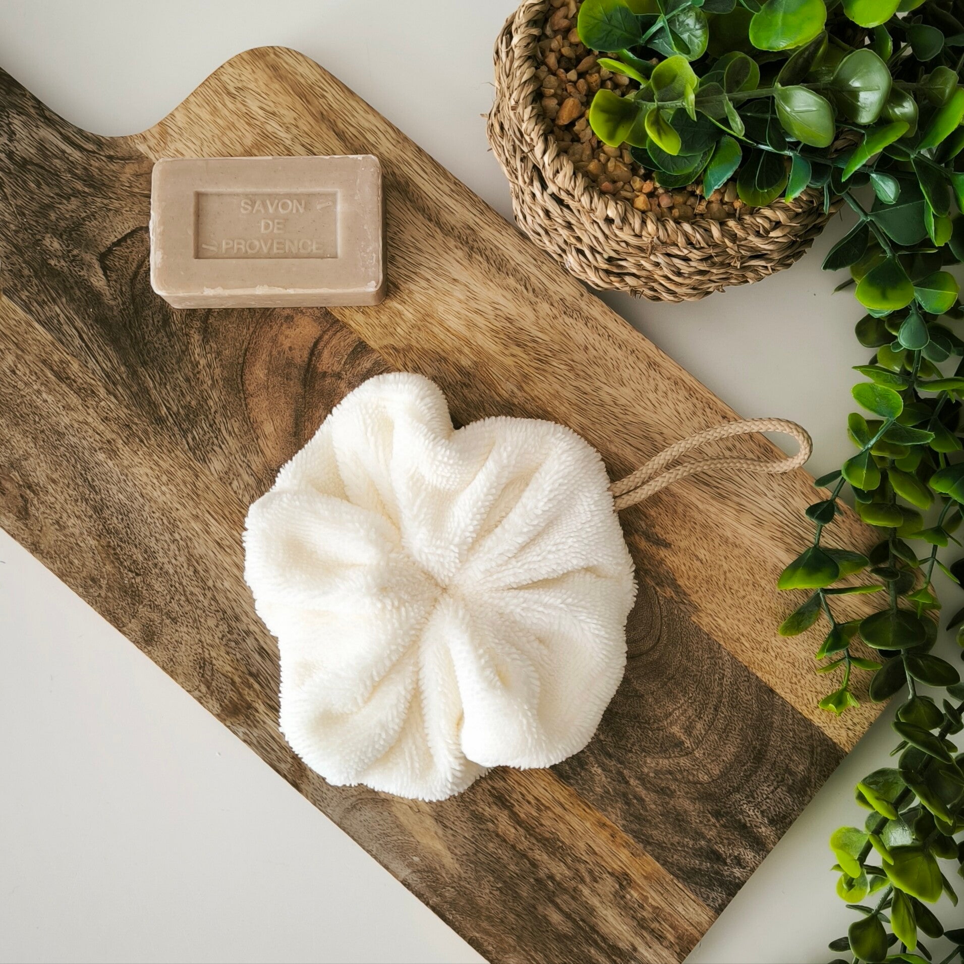 Fleur de douche écru