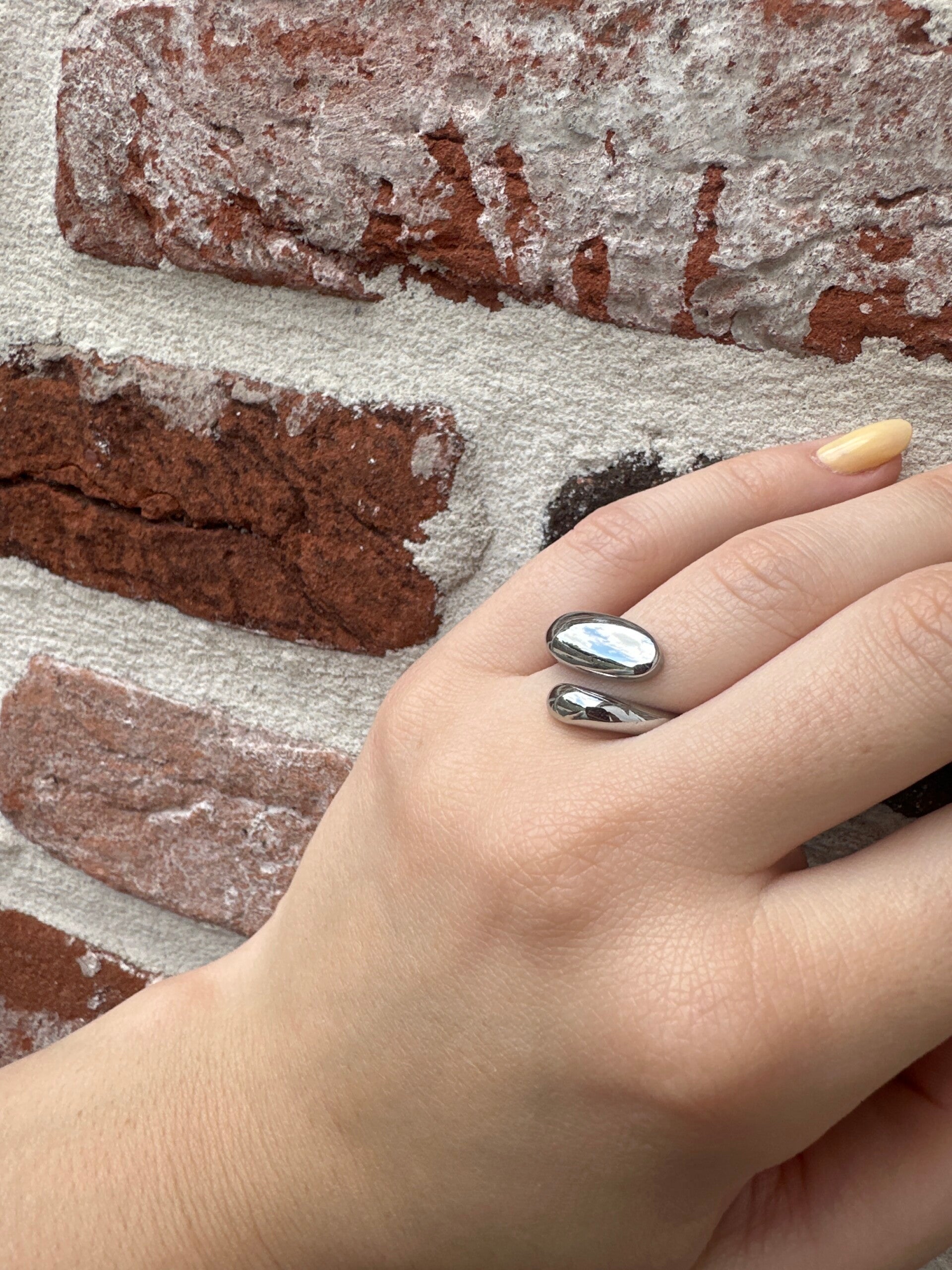 Simple ring rilver