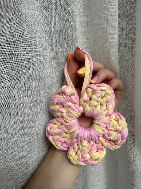 Bloem sleutelhanger 2 kleuren