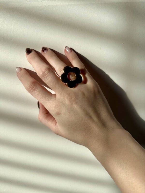 ring big flower