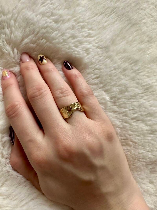 Art ring