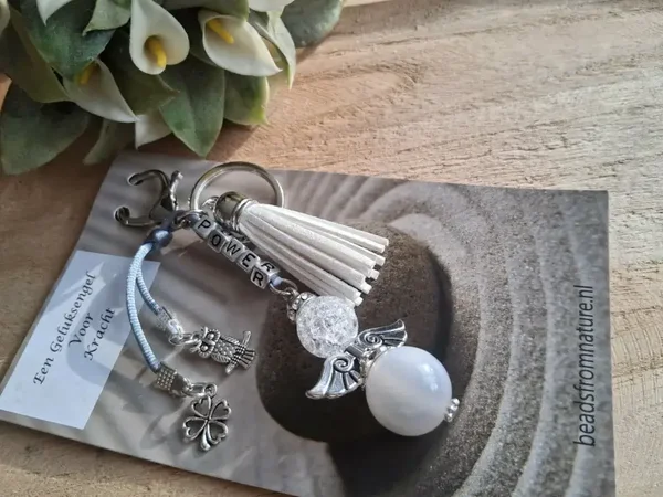 Geluksengel wit kwastje