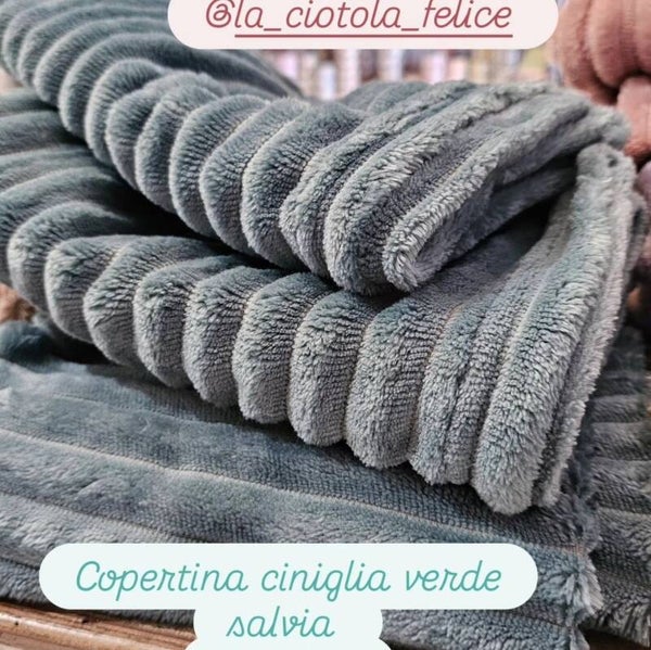 Copertina ciniglia verde salvia 100x70 cm