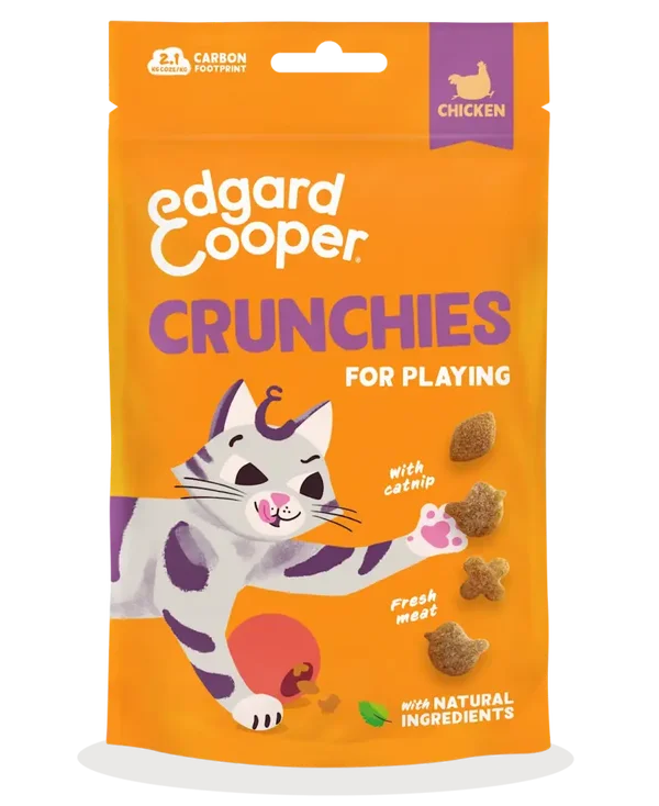 Biscottini Pollo con cat nip for playing