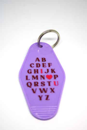 Motel keychain alfabet