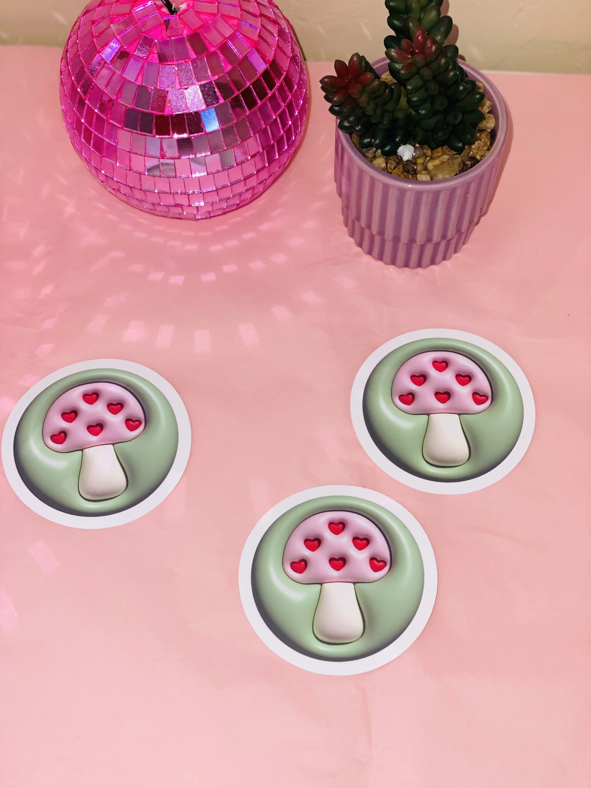 Cute Mushroom Sticker 🍄💕 (5 cm)