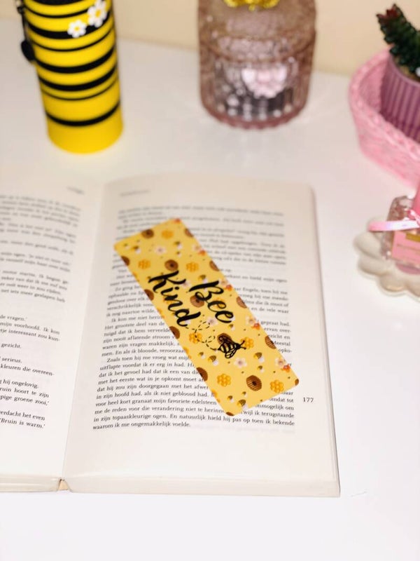 Bee Kind” Boekenlegger 🐝💛 | Cute Gele Bookmark