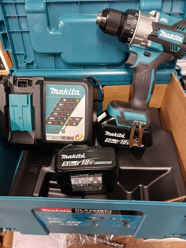 MAKITA DRILL KIT