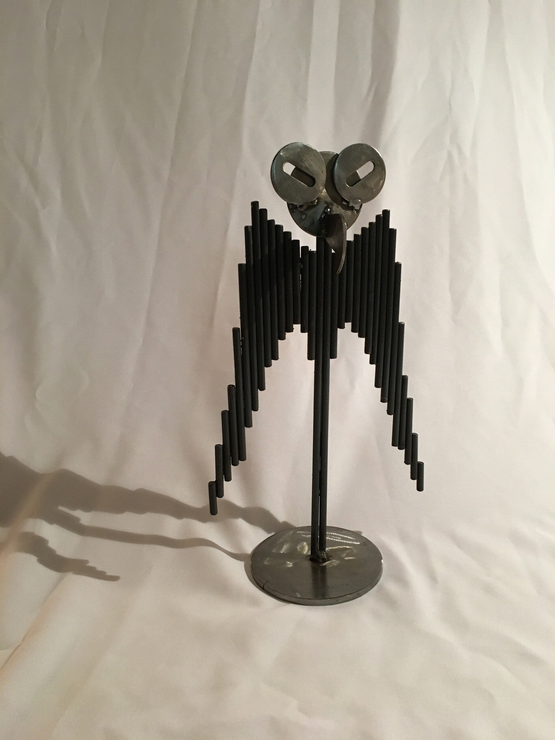 Stahlstab-Skulptur "Vogel, von der Rolle"