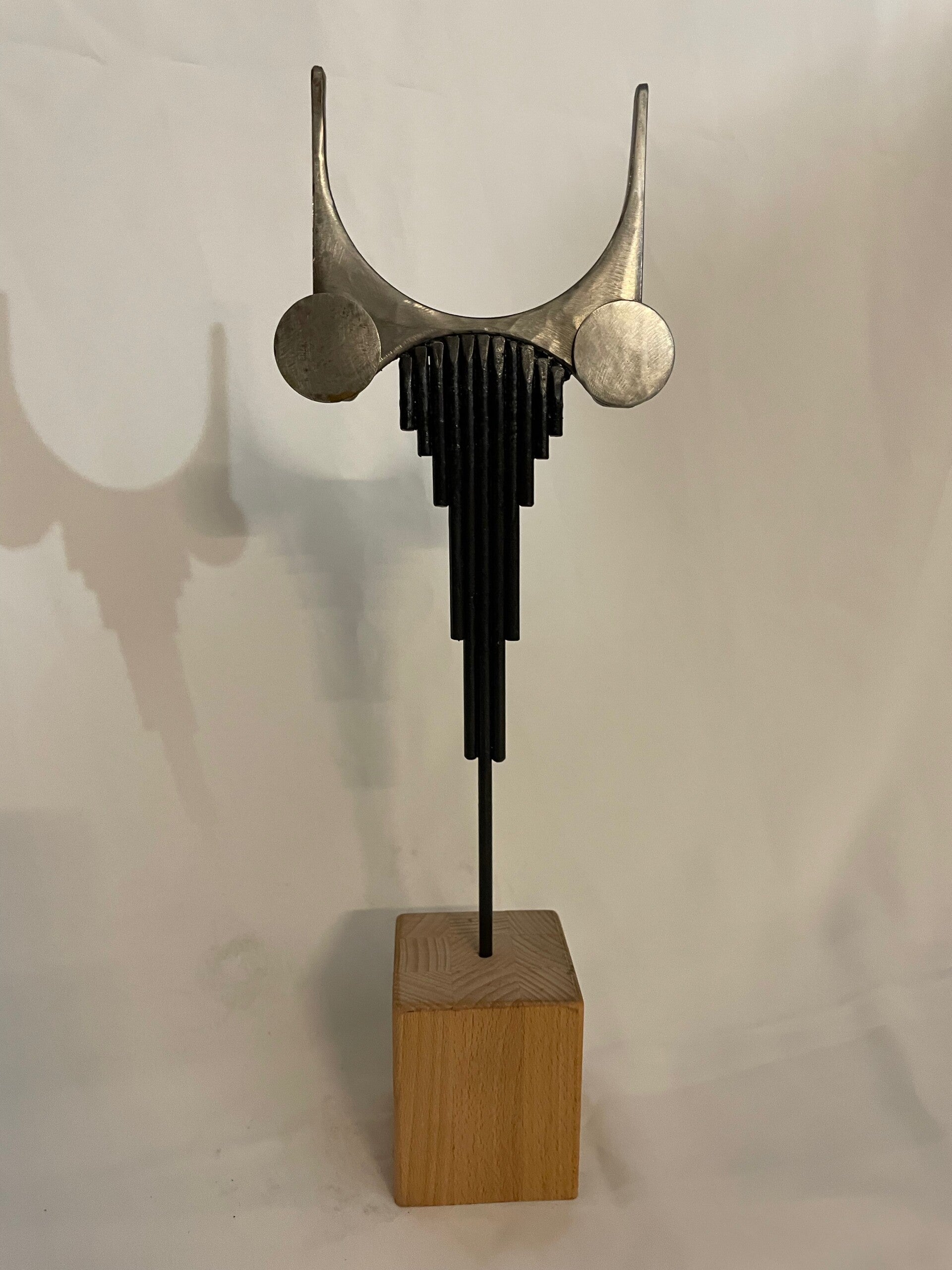 Stahlstab-Skulptur "kleiner Geist"
